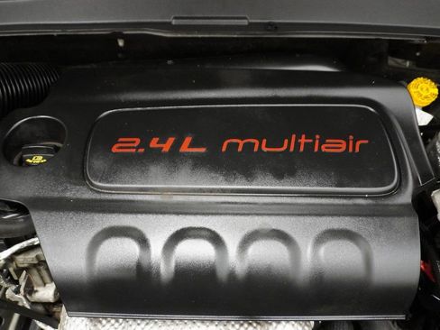 Certified 2020 Jeep Renegade Sport image 9