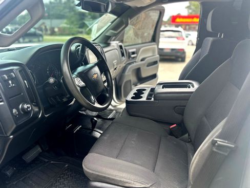 Used 2018 Chevrolet Silverado 3500 W/T w/ WT Convenience Package image 9