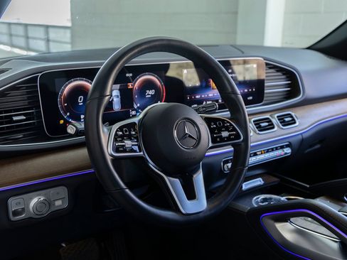 Used 2021 Mercedes-Benz GLE 350 4MATIC image 16