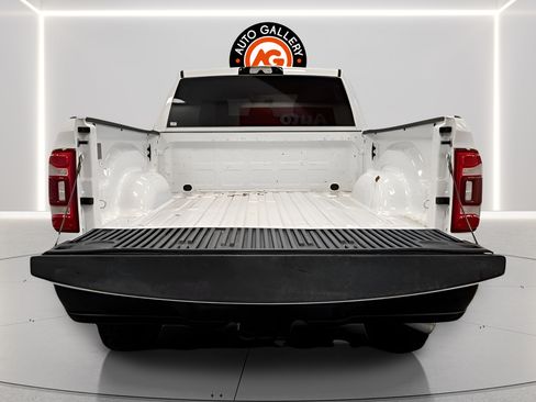 Used 2022 RAM 2500 Tradesman w/ Safety Group AWD/4WD image 9