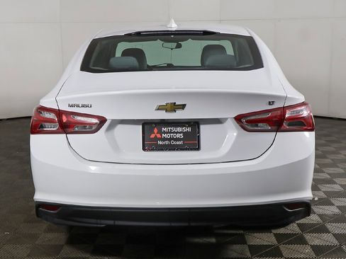 Used 2022 Chevrolet Malibu LT image 9