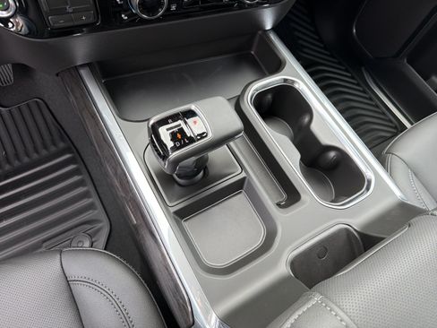 New 2026 Chevrolet Silverado 1500 LTZ w/ Technology Package AWD/4WD image 28