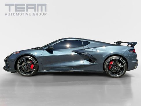 Used 2020 Chevrolet Corvette Stingray Premium Cpe w/ 3LT Preferred Equipment Group image 4