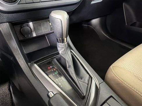 Used 2016 Toyota Corolla LE image 26