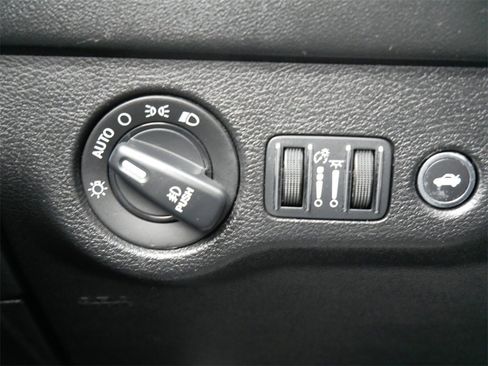 Used 2019 Dodge Charger Scat Pack w/ Technology Group image 25