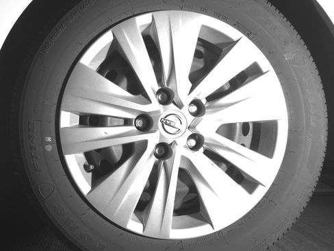 Used 2025 Nissan Sentra S FWD image 14