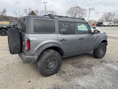 Used 2025 Ford Bronco Badlands w/ Sasquatch Package image 2