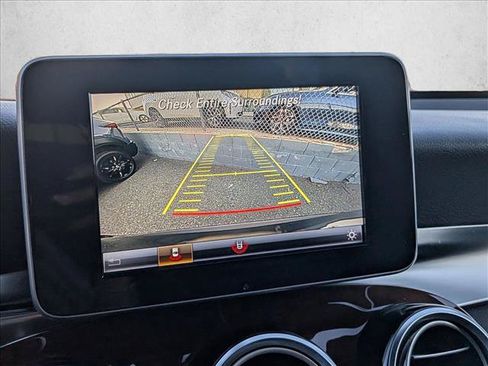 Used 2018 Mercedes-Benz GLC 350e 4MATIC image 15