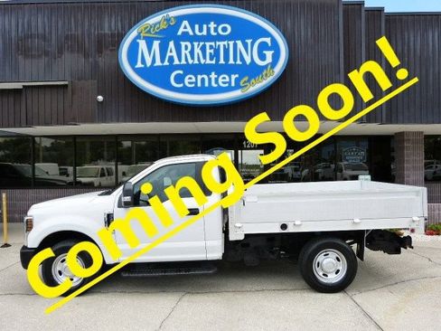 Used 2018 Ford F250 XL RWD image 1