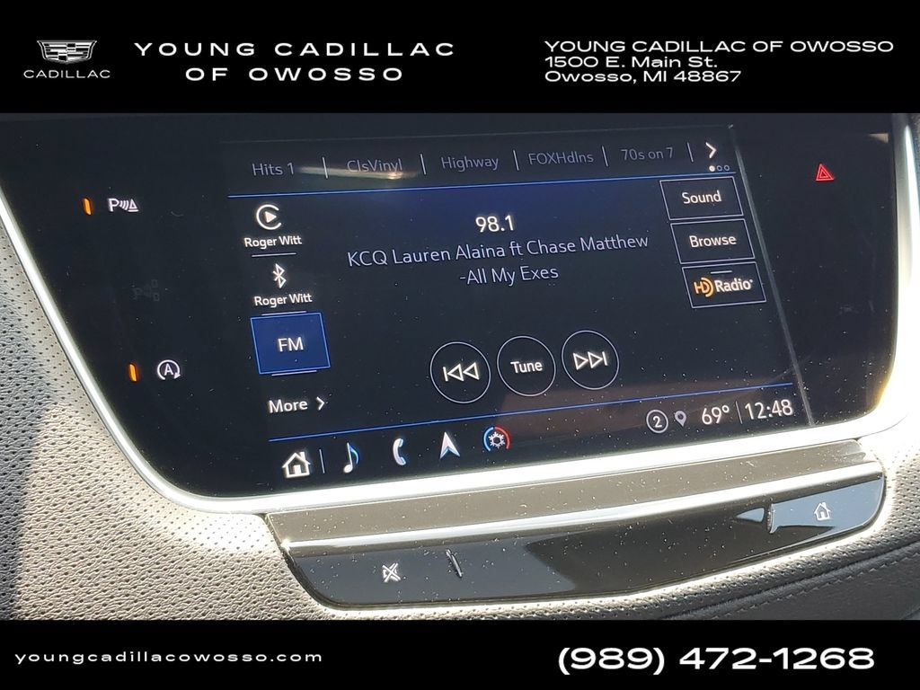 Certified 2024 Cadillac XT5 Premium Luxury w/ LPO, Floor Liner Package AWD/4WD image 17
