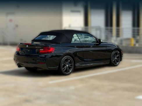 Used 2016 BMW M235i Convertible image 12