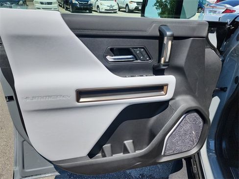 New 2025 GMC Hummer EV 2X image 11