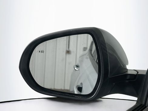 Used 2025 Buick Encore GX Preferred image 16