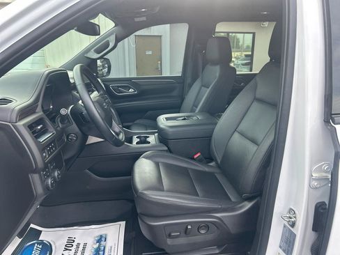 Used 2023 Chevrolet Tahoe Z71 w/ Luxury Package AWD/4WD image 10