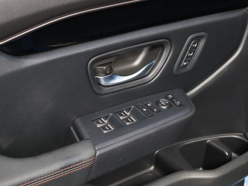 Used 2025 Honda Pilot TrailSport image 20