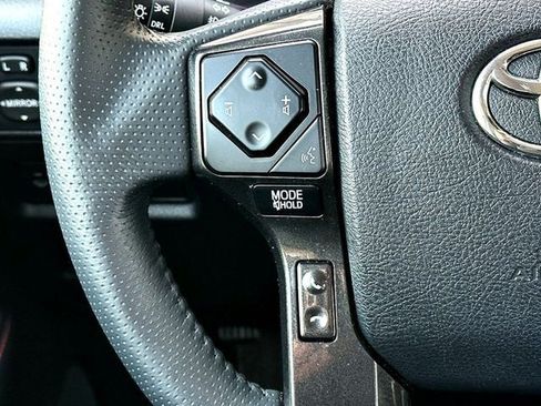 Used 2021 Toyota 4Runner TRD Off-Road Premium AWD/4WD image 23