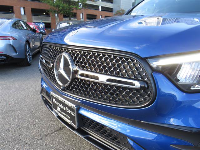 Used 2026 Mercedes-Benz GLC 300 4MATIC image 24