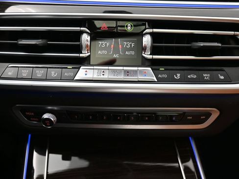 Used 2019 BMW X7 xDrive40i w/ Premium Package AWD/4WD image 17