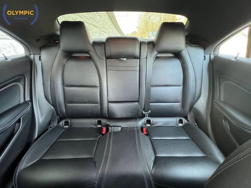 Used 2018 Mercedes-Benz CLA 250 image 38