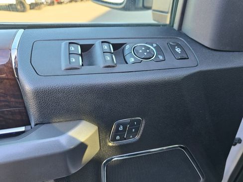 Used 2017 Ford F450 Platinum w/ Platinum Ultimate Package image 17