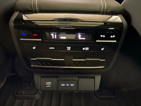 New 2026 Acura MDX w/ Advance Package AWD/4WD image 16