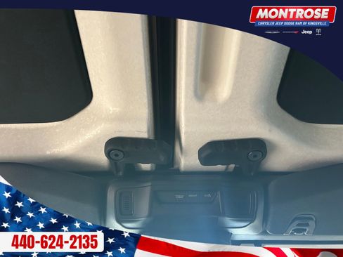 New 2025 Jeep Gladiator Mojave image 18