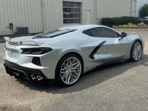 Used 2020 Chevrolet Corvette Stingray Preferred Cpe w/ 2LT Preferred Equipment Group RWD image 2