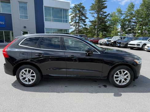Used 2018 Volvo XC60 T5 Momentum w/ Vision Package AWD/4WD image 5