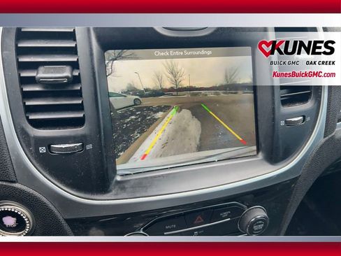 Used 2019 Chrysler 300 Touring w/ Sport Appearance Package image 21