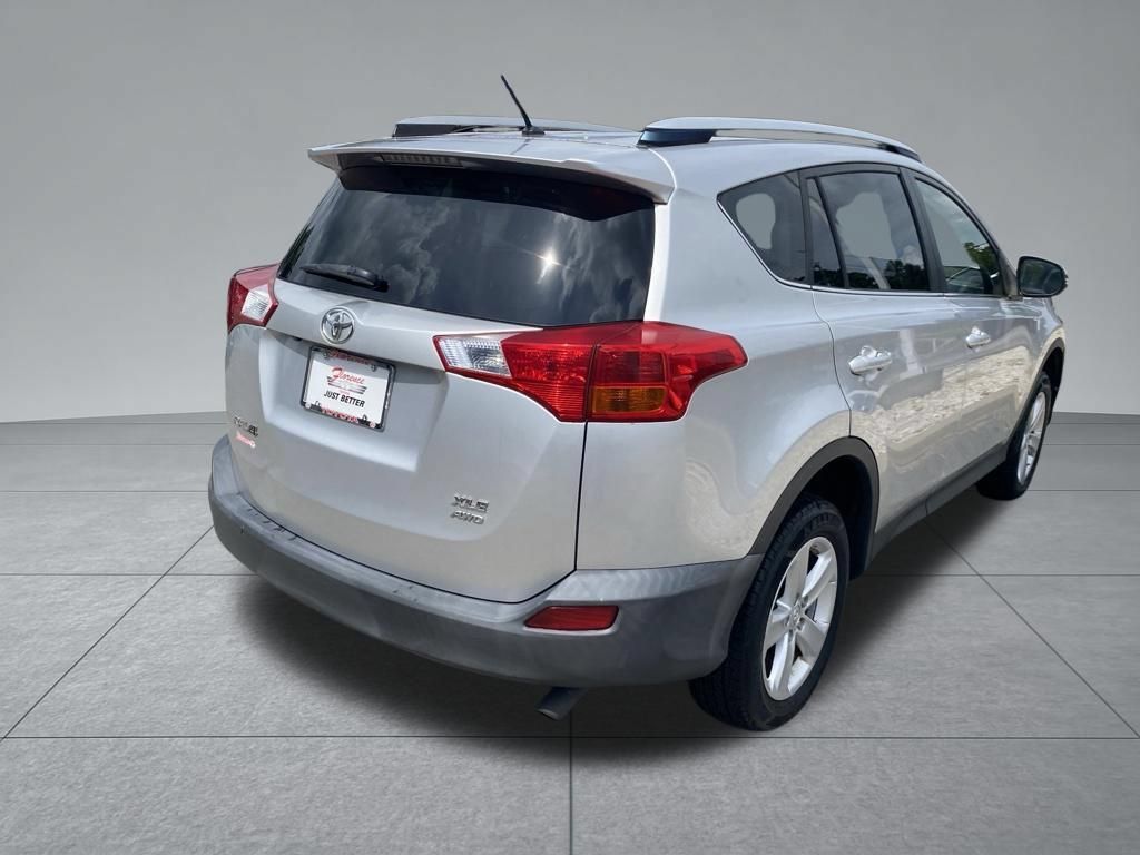 Used 2013 Toyota RAV4 XLE AWD/4WD image 15
