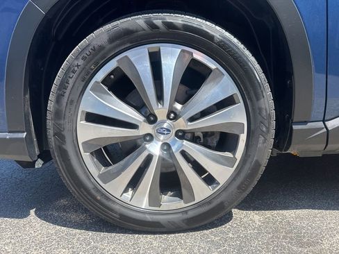 Used 2019 Subaru Ascent Limited w/ Popular Package #3 AWD/4WD image 12