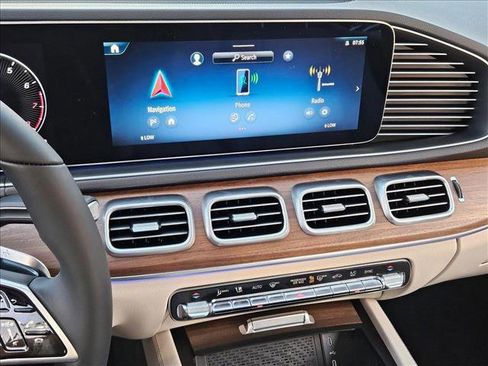 New 2025 Mercedes-Benz GLE 350 4MATIC image 12