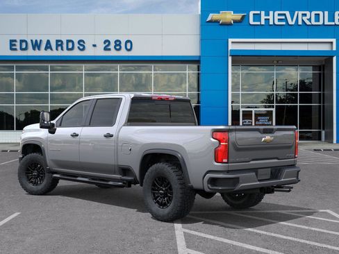 New 2026 Chevrolet Silverado 2500 ZR2 image 3
