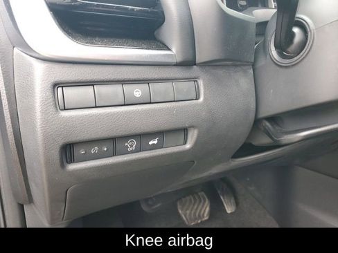 Certified 2023 Nissan Rogue SL w/ SL Premium Package image 27