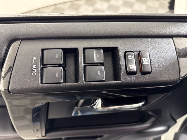Used 2022 Toyota 4Runner TRD Off-Road Premium w/ TRD Black Wheel Package (TMS) AWD/4WD image 29