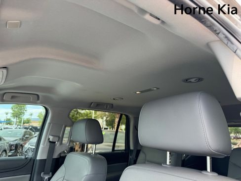 Used 2018 Chevrolet Tahoe LT RWD image 24