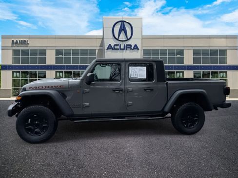 Used 2021 Jeep Gladiator Mojave AWD/4WD image 2