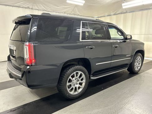 Used 2018 GMC Yukon Denali w/ Open Road Package image 2