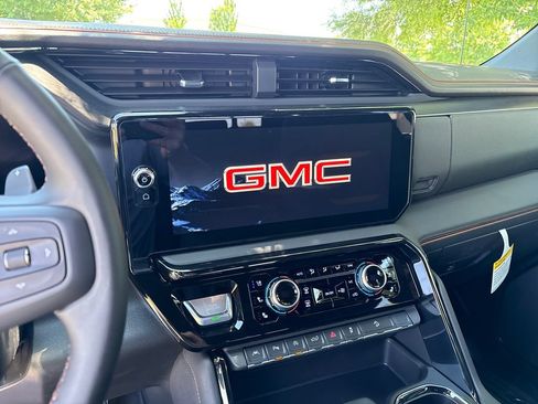 New 2026 GMC Sierra 1500 4x4 Crew Cab AT4 image 22
