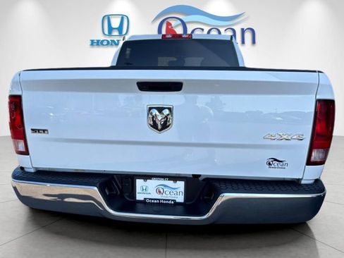 Used 2023 RAM 1500 Classic SLT AWD/4WD image 4