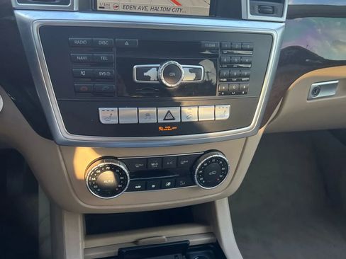 Used 2015 Mercedes-Benz ML 350 4MATIC w/ Premium 1 Package image 14