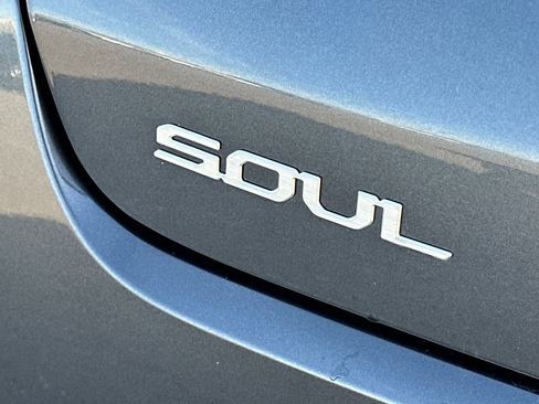 Used 2023 Kia Soul LX w/ Option Group 015 image 30