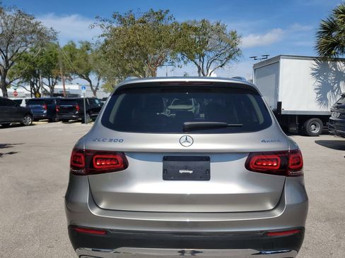 Used 2021 Mercedes-Benz GLC 300 4MATIC image 12