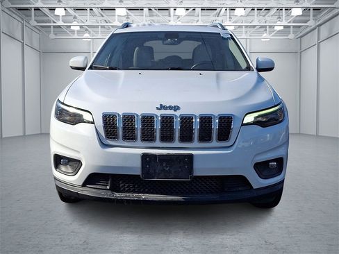 Used 2020 Jeep Cherokee Latitude Plus w/ Cold Weather Group image 2