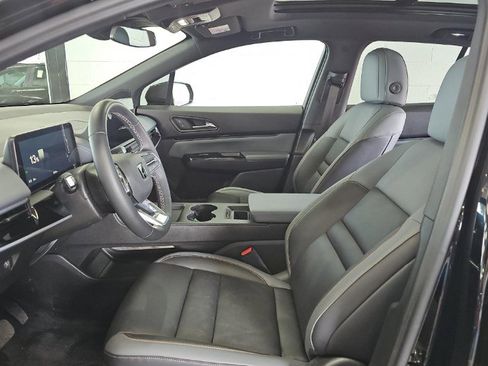 Used 2025 Honda Prologue Touring image 5