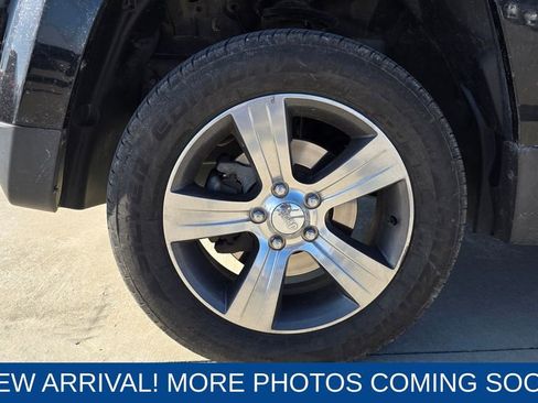 Used 2016 Jeep Patriot High Altitude image 10