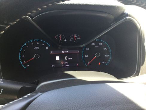 Used 2022 GMC Canyon Denali image 16