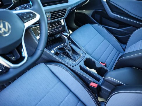 New 2026 Volkswagen Jetta SE image 33