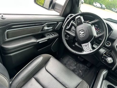 Used 2023 RAM 1500 Laramie AWD/4WD image 21