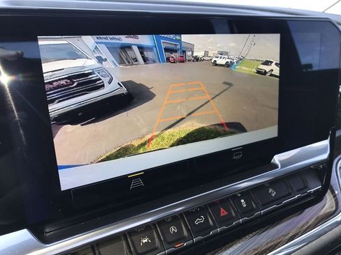 Used 2024 Chevrolet Silverado 1500 RST w/ Z71 Off-Road Package image 17